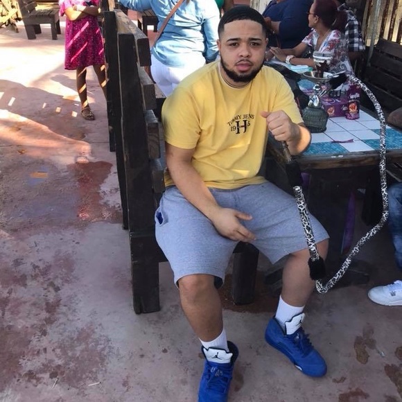 Meet your Posher, Devin - Picture 1 of 1